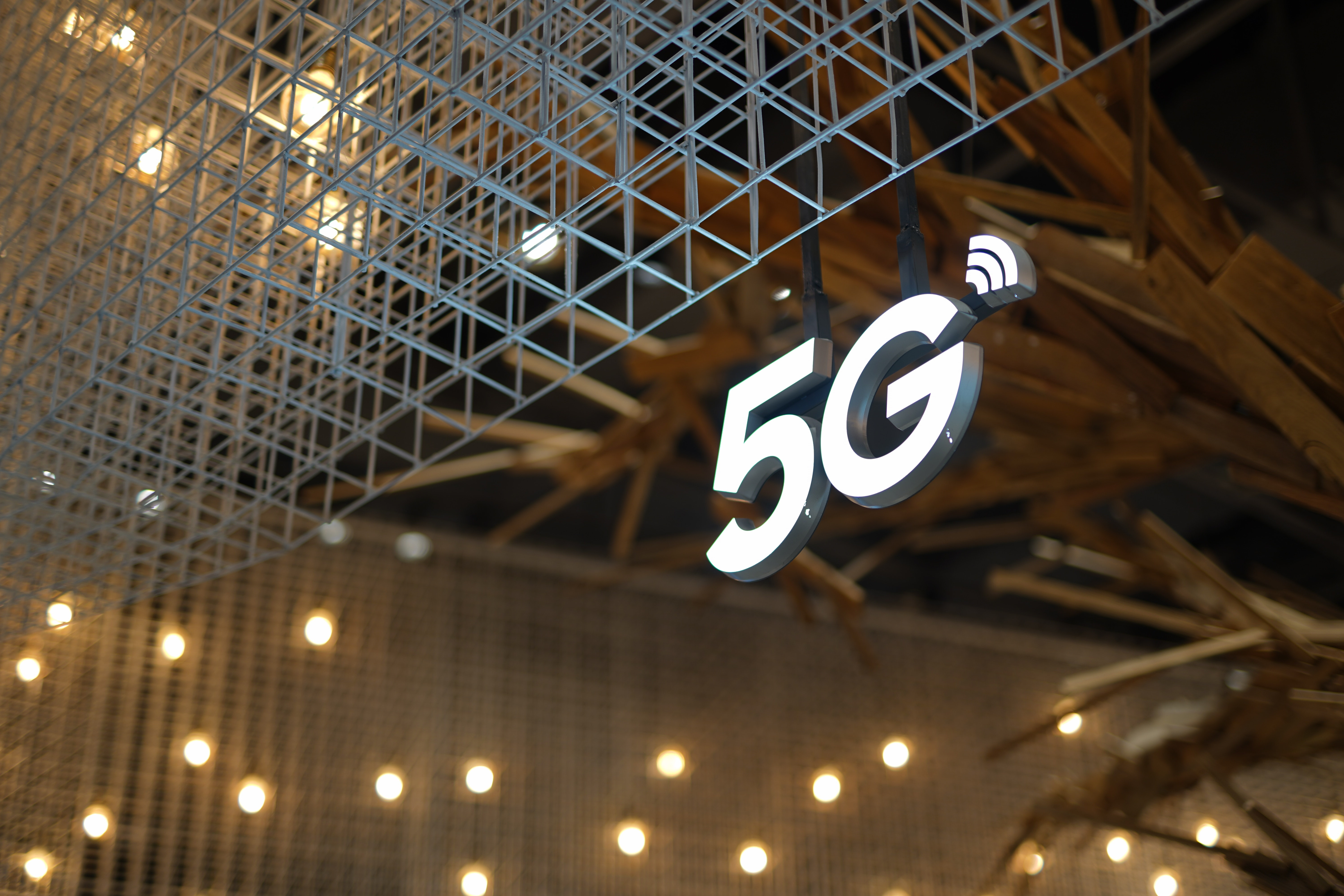 FCC starts auction of 3.45 GHz spectrum for 5G